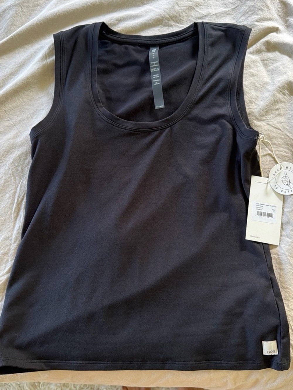 Vuori Black Scoop Neck Tank Top